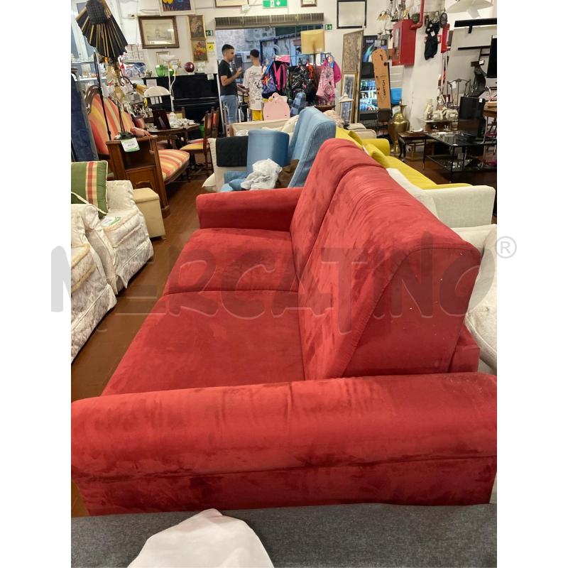 DIVANO LETTO ROSSO CM. 205X100 | Mercatino dell'Usato Roma casalotti 4
