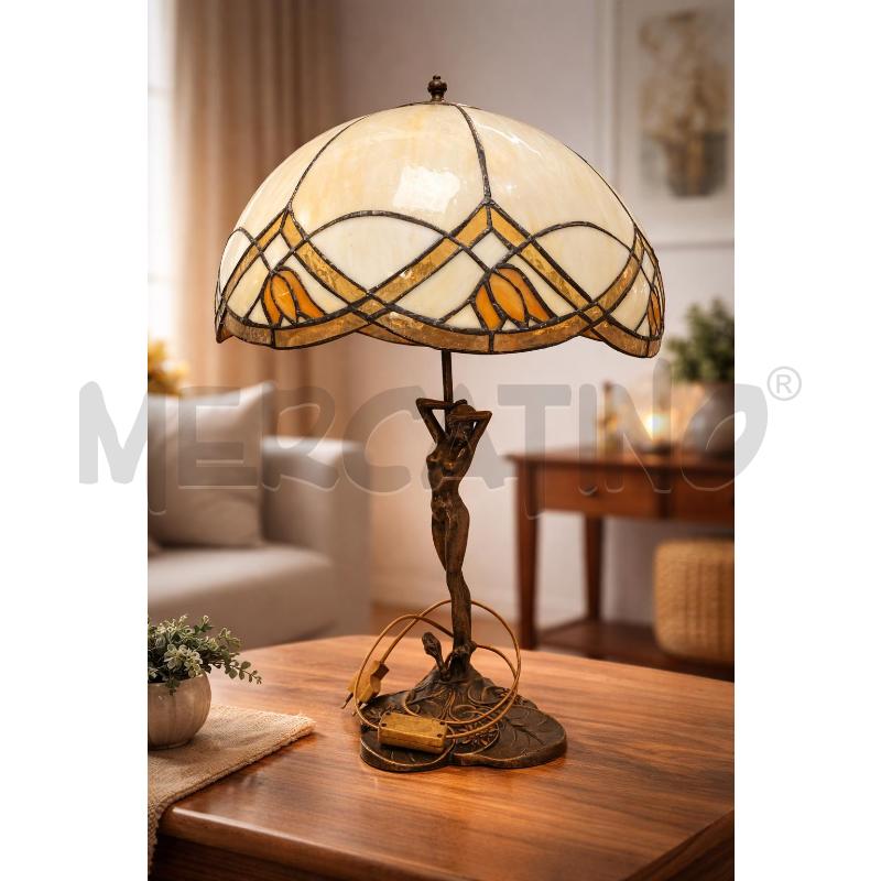 LAMPADA BRONZO CON DONNA  | Mercatino dell'Usato Roma casalotti 1