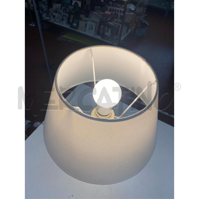 LAMPADA DA TAVOLO BASE PLEXIGLASS CAPPELLO BIANCO | Mercatino dell'Usato Roma casalotti 2