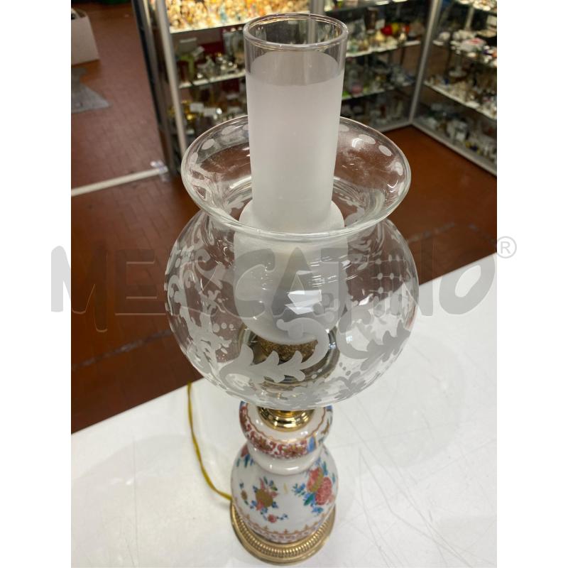 LAMPADA LAVORATA CERAMICA CONTORNI DORATI CM. 60 H  | Mercatino dell'Usato Roma casalotti 5