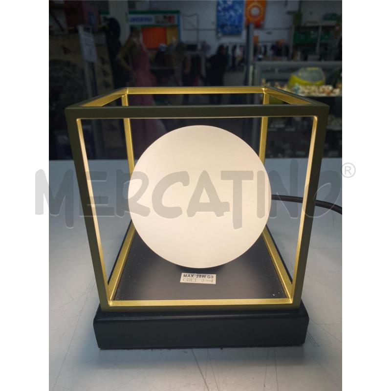LAMPADA PICCOLINA QUADRATA DORATA PALLINA  | Mercatino dell'Usato Roma casalotti 1