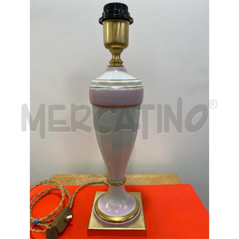 LAMPADA PORCELLANA BIANCA DORATA NO CAPPELLO  | Mercatino dell'Usato Roma casalotti 2