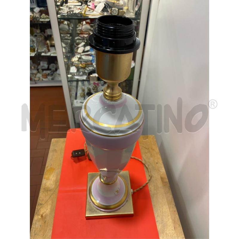 LAMPADA PORCELLANA BIANCA DORATA NO CAPPELLO  | Mercatino dell'Usato Roma casalotti 3