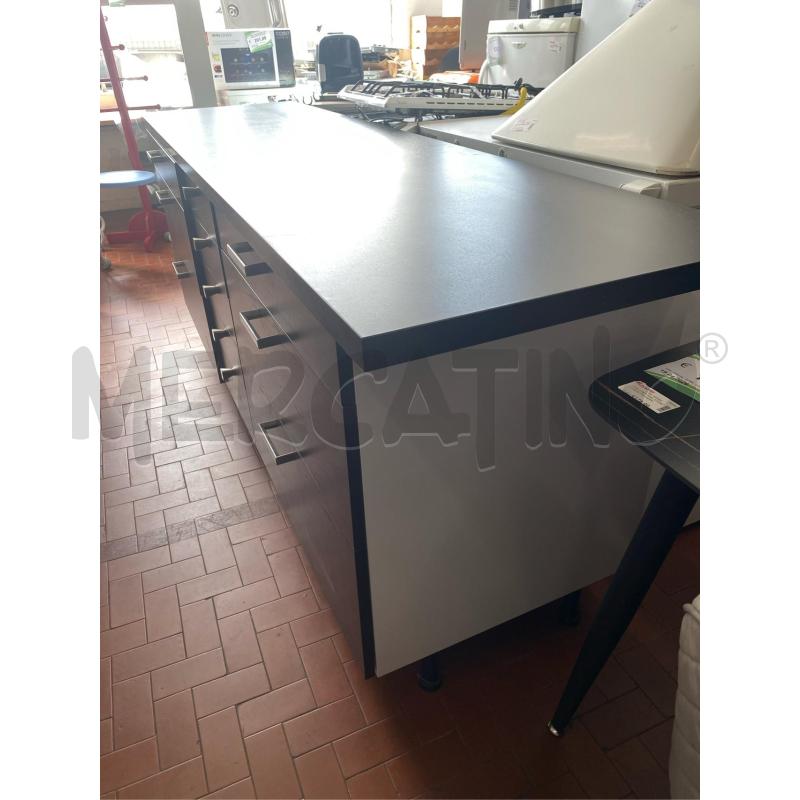 MOBILE CON CASSETTIERA DA CUCINA NERO CM.240X65X90 H | Mercatino dell'Usato Roma casalotti 4