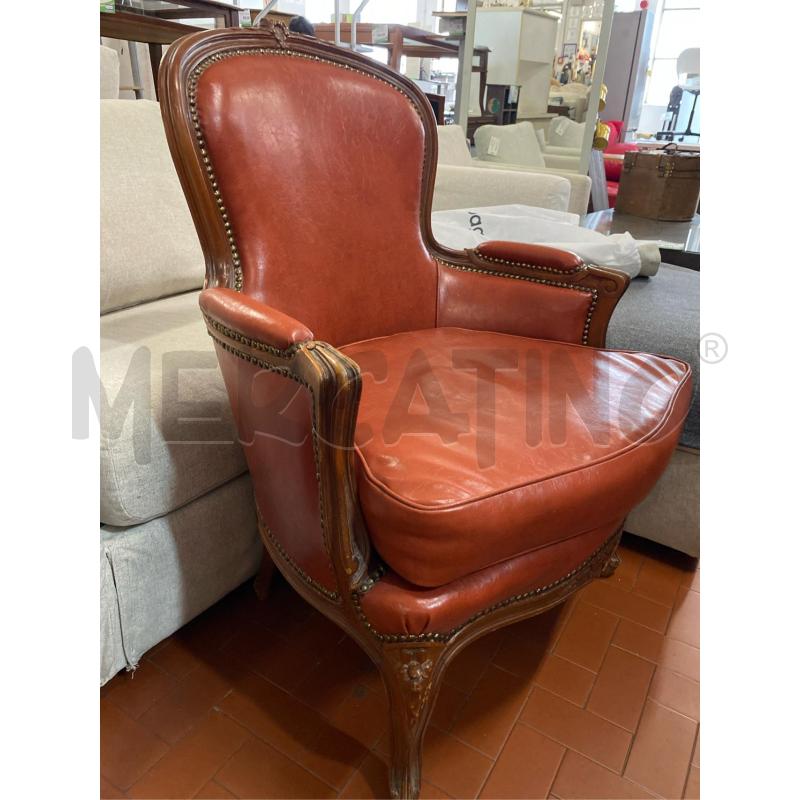POLTRONA IN CUOIO ROSSA  | Mercatino dell'Usato Roma casalotti 2