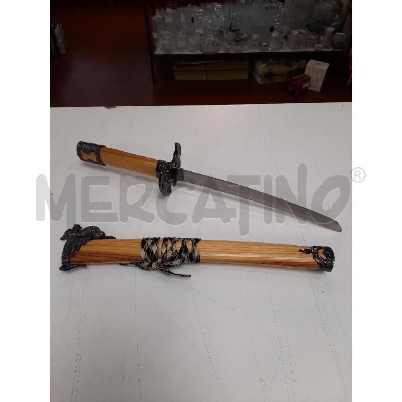 RIPRODUZIONE KATANA IN LEGNO | Mercatino dell'Usato Roma casalotti 1