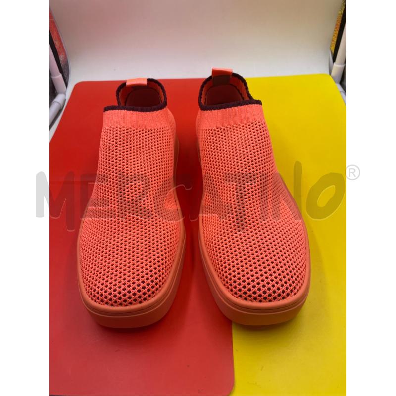 SCARPE MAX&CO ARANCIONI FLUO NO LACCI DONNA  | Mercatino dell'Usato Roma casalotti 1