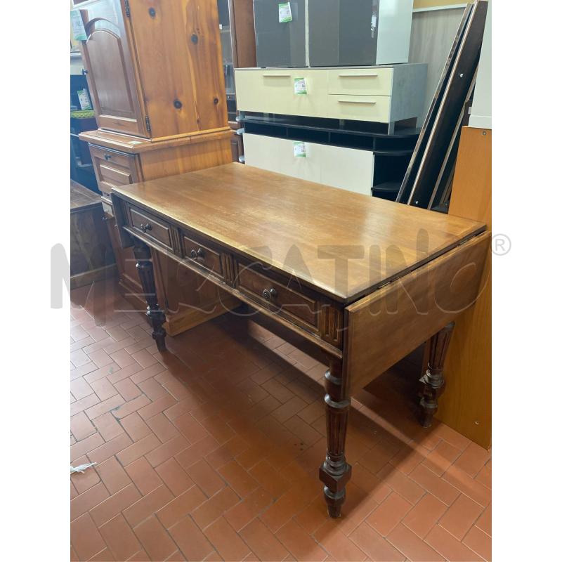 SCRIVANIA CON ALUCCE IN LEGNO CM. 125X64+25+25 | Mercatino dell'Usato Roma casalotti 1