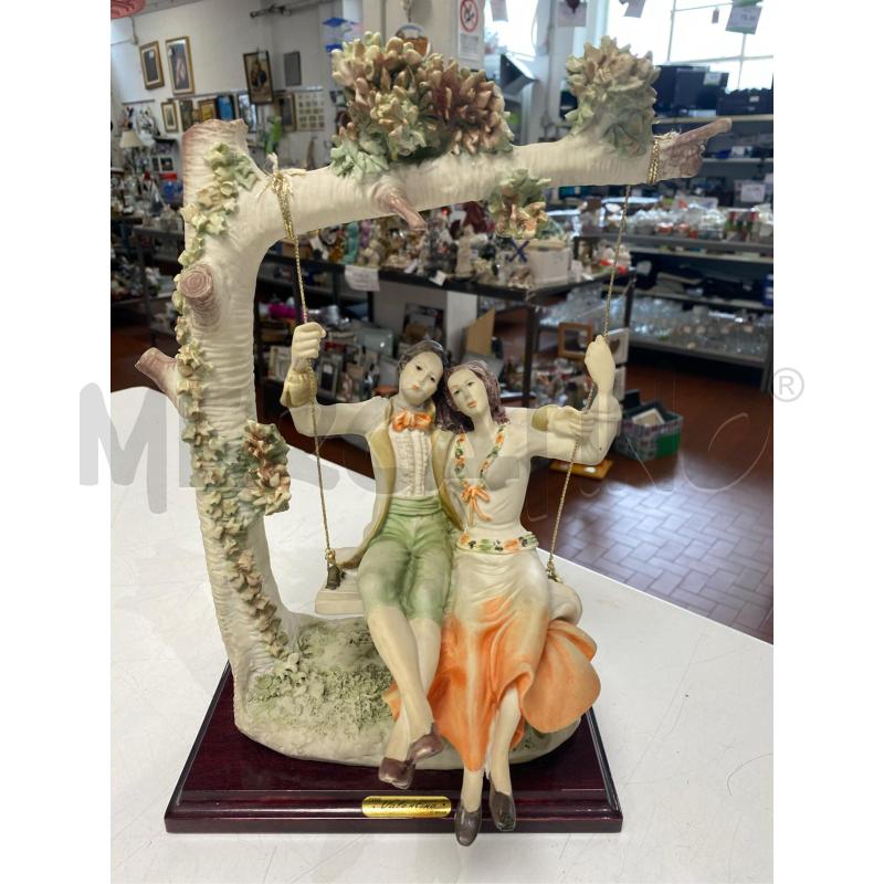 SCULTURA FIDANZATI SU ALTALENA  | Mercatino dell'Usato Roma casalotti 1