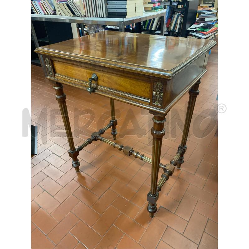 TAVOLINO IN LEGNO CM. 60X48X75 H | Mercatino dell'Usato Roma casalotti 3