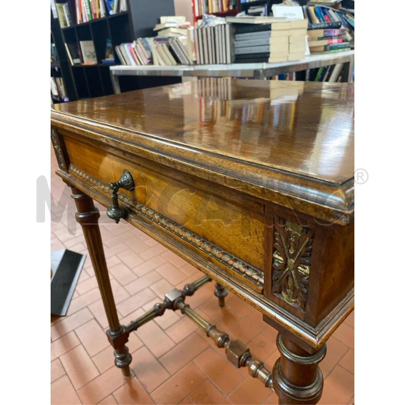 TAVOLINO IN LEGNO CM. 60X48X75 H | Mercatino dell'Usato Roma casalotti 4