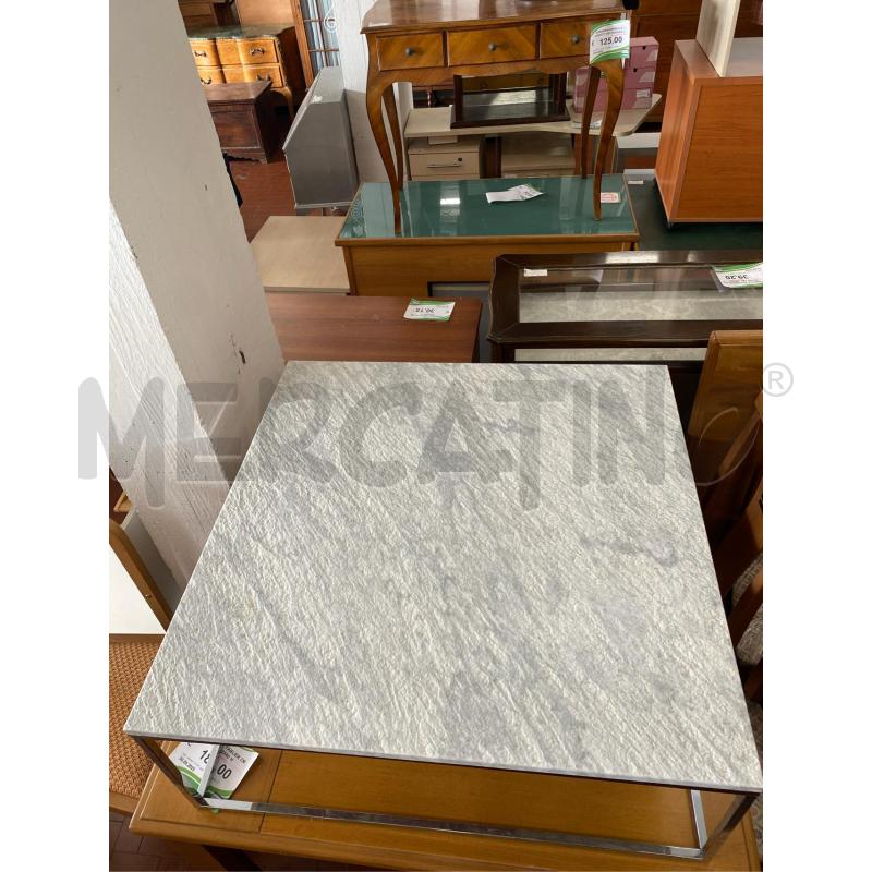 TAVOLO BASSO CABARET NATUZZI TOP MARMO CM. 90X90 | Mercatino dell'Usato Roma casalotti 1
