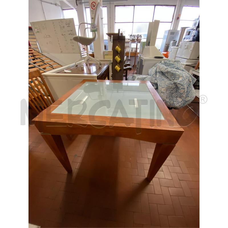TAVOLO ESTENSIBILE CON RIPIANO IN VETRO CM. 96X96+96  | Mercatino dell'Usato Roma casalotti 2