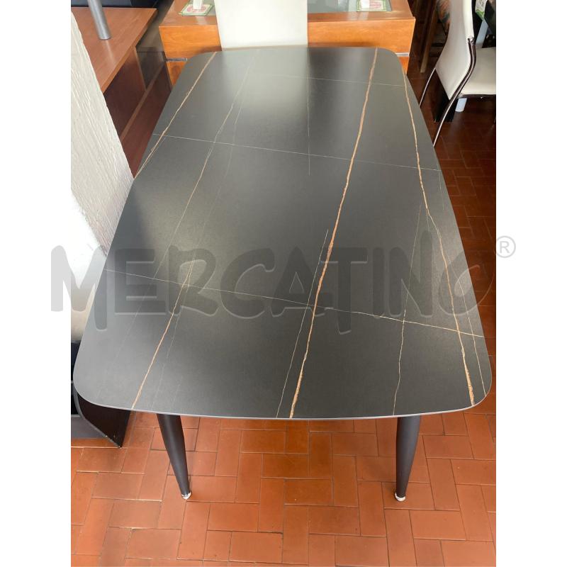 TAVOLO RETTANG. STONDATO EFFETTO MARMO CM 140X80 | Mercatino dell'Usato Roma casalotti 2