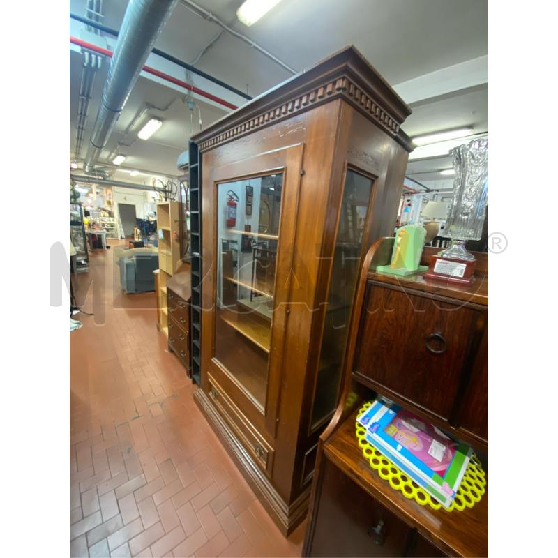 VETRINA IN LEGNO SENZA CHIAVE CM. 118X50X200 H | Mercatino dell'Usato Roma casalotti 2