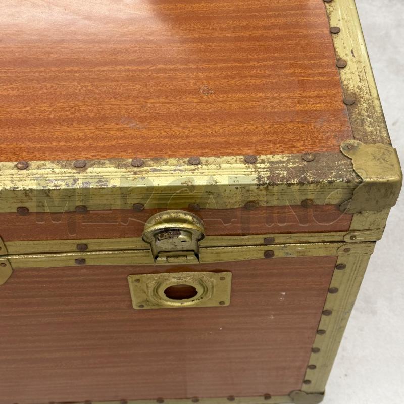 BAULE VECCHIO LEGNO BORDI OTTONE 118X54X54 | Mercatino dell'Usato Roma torrevecchia 2