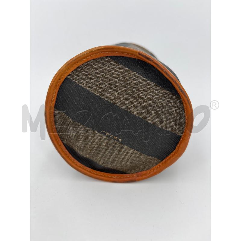 BEAUTY CASE BANDE BEIGE GRIGIE | Mercatino dell'Usato Roma torrevecchia 2