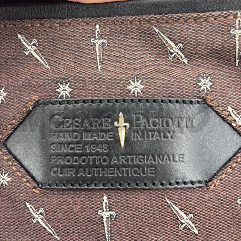 BORSA DONNA CESARE PACIOTTI MARRONE MONOGRAM BIANCO  | Mercatino dell'Usato Roma torrevecchia 4