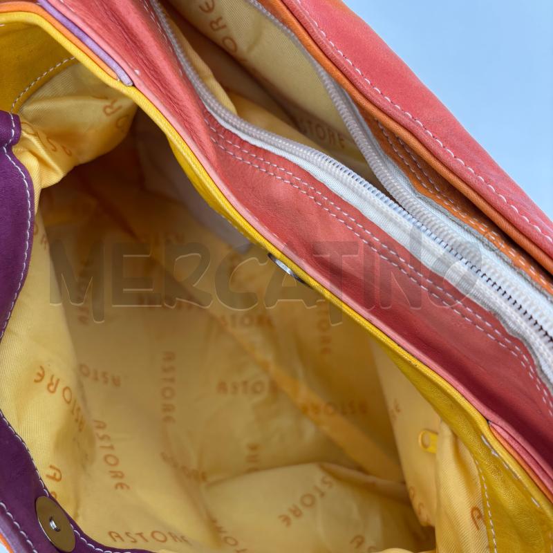 BORSA D ASTORE PELLE FIORE VIOLA | Mercatino dell'Usato Roma torrevecchia 3