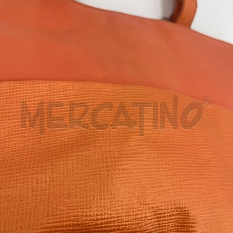 BORSA PIQUADRO ARANCIONE ZIP LATERALI | Mercatino dell'Usato Roma torrevecchia 3