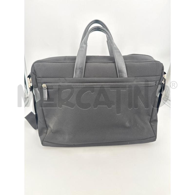 BORSA U PIQUADRO NERA ZIP SCRITTA LATERALE | Mercatino dell'Usato Roma torrevecchia 2