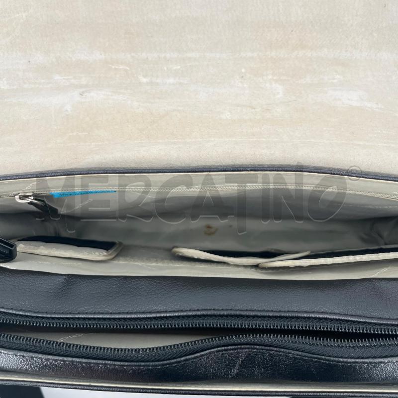 BORSA U VENTIQUATTRORE PIQUADRO NERA GRANDE | Mercatino dell'Usato Roma torrevecchia 3