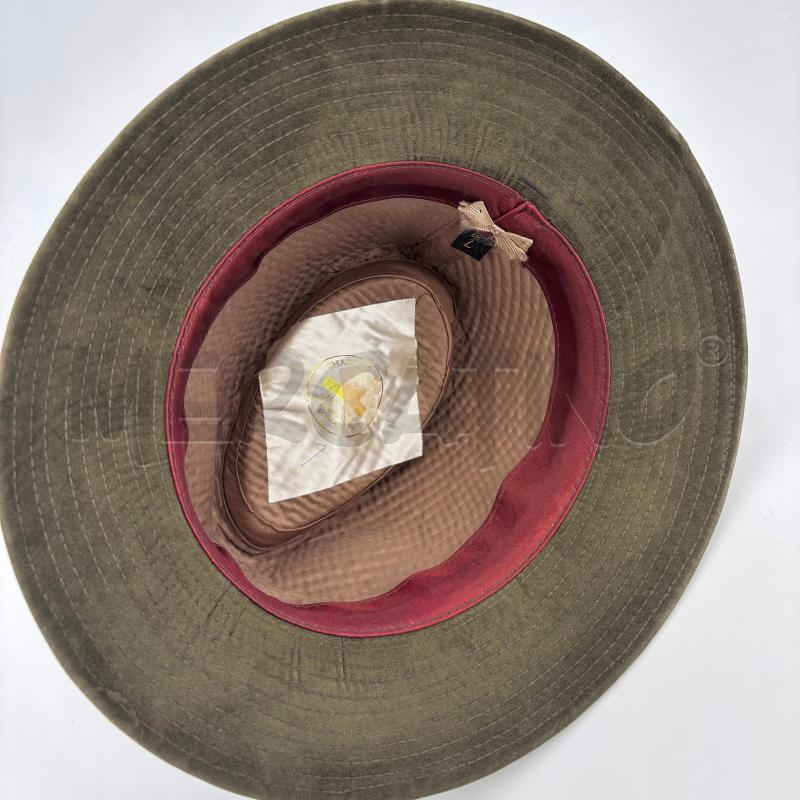 CAPPELLO D CHARLES DAVIS VERDE VELLUTO INT BORDEAUX | Mercatino dell'Usato Roma torrevecchia 3