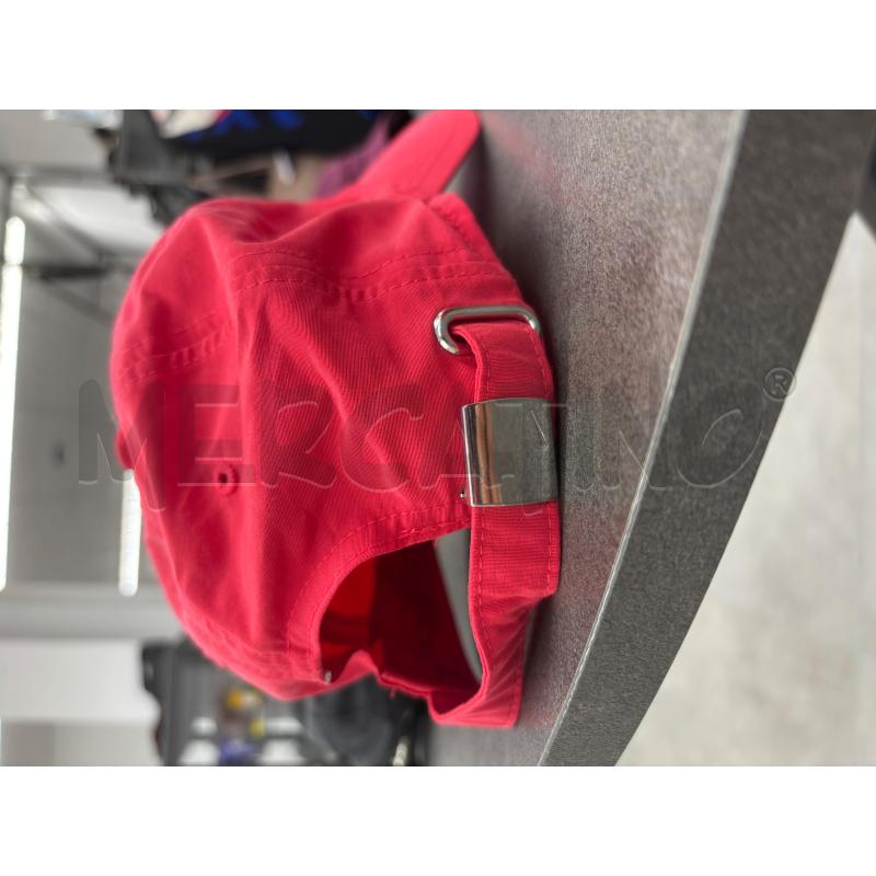CAPPELLO U NIKE COLORATO VARIO | Mercatino dell'Usato Roma torrevecchia 4