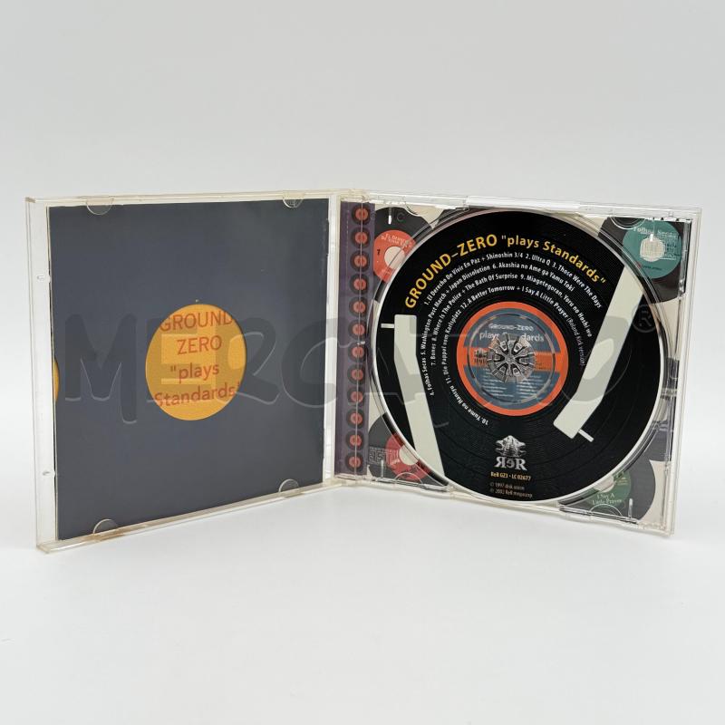 CD MUSICALE PLAYS STANDARDS | Mercatino dell'Usato Roma torrevecchia 3