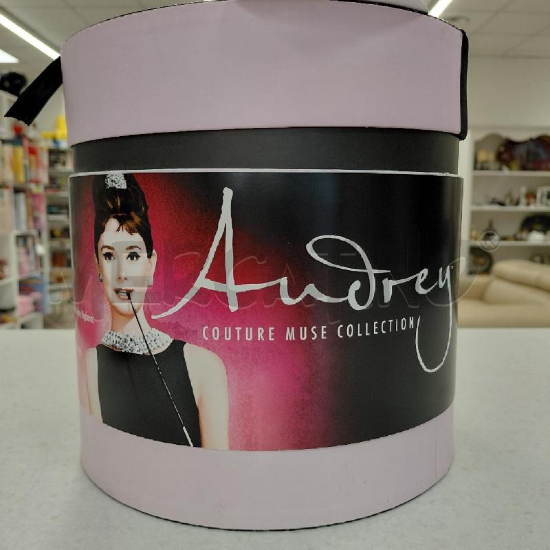 COFANETTO AUDREY HEPBURN | Mercatino dell'Usato Roma torrevecchia 2