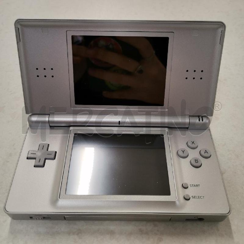 CONSOLE NINTENDO DS LITE SILVER NUOVO CON SCATOLA | Mercatino dell'Usato Roma torrevecchia 2