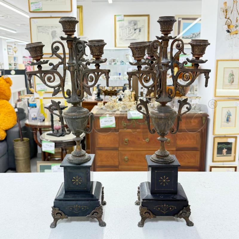 COPPIA CANDELABRI 4L BRONZO B/PIETRA NERA | Mercatino dell'Usato Roma torrevecchia 1