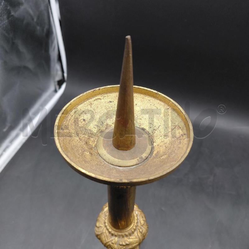 COPPIA CANDELABRI LAVORATI  | Mercatino dell'Usato Roma torrevecchia 5