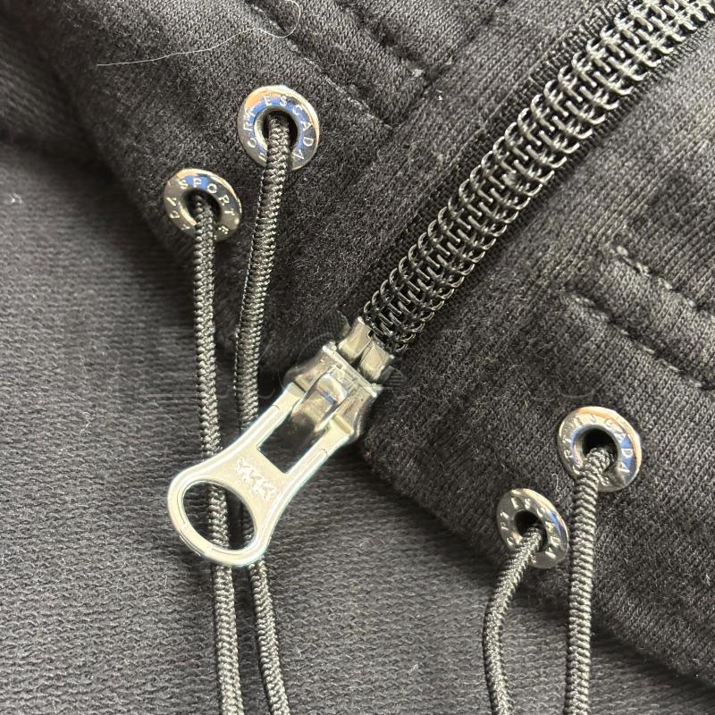 FELPA ESCADA SPORT NERA CAPPUCCIO ZIP | Mercatino dell'Usato Roma torrevecchia 5