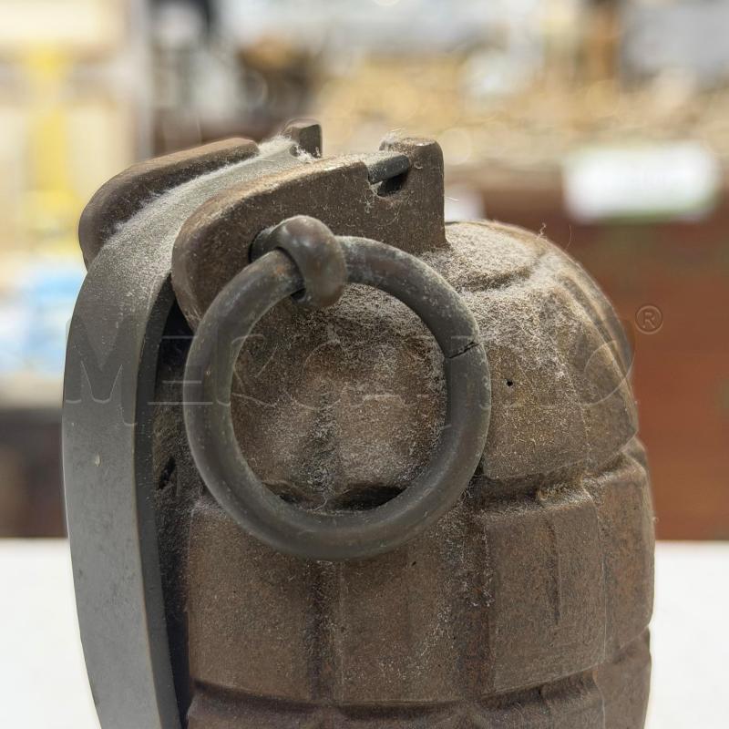 GRANATA BASE LEGNO | Mercatino dell'Usato Roma torrevecchia 2