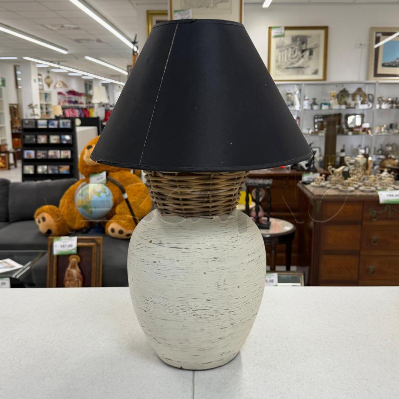 LAMPADA TERRACOTTA SMALTATA BIANCA PARA NERO | Mercatino dell'Usato Roma torrevecchia 1