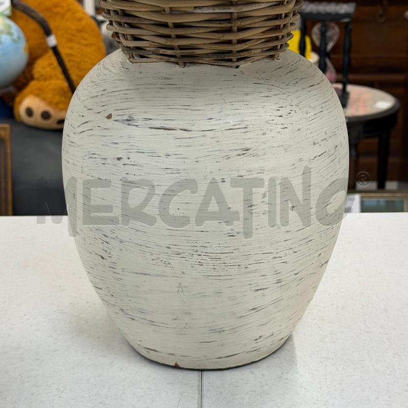 LAMPADA TERRACOTTA SMALTATA BIANCA PARA NERO | Mercatino dell'Usato Roma torrevecchia 2
