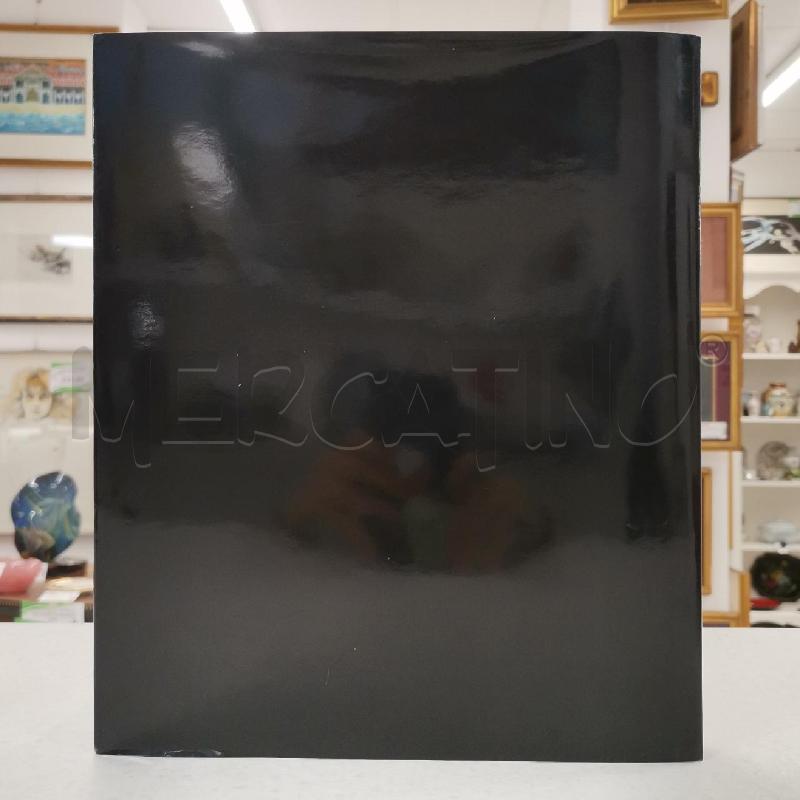 LIBRO ARTE UNA LUCE NEL BUIO | Mercatino dell'Usato Roma torrevecchia 2