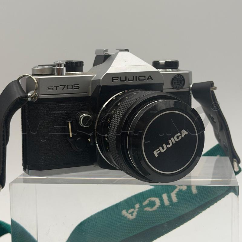 MACCHINA FUJICA ST705 + FUJINON 55MM F/1.8 | Mercatino dell'Usato Roma torrevecchia 1