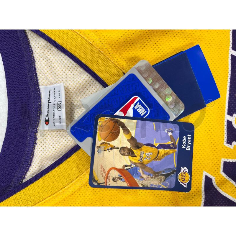 MAGLIA U CHAMPION LAKERS BRYANT 24 GIALLA | Mercatino dell'Usato Roma torrevecchia 5