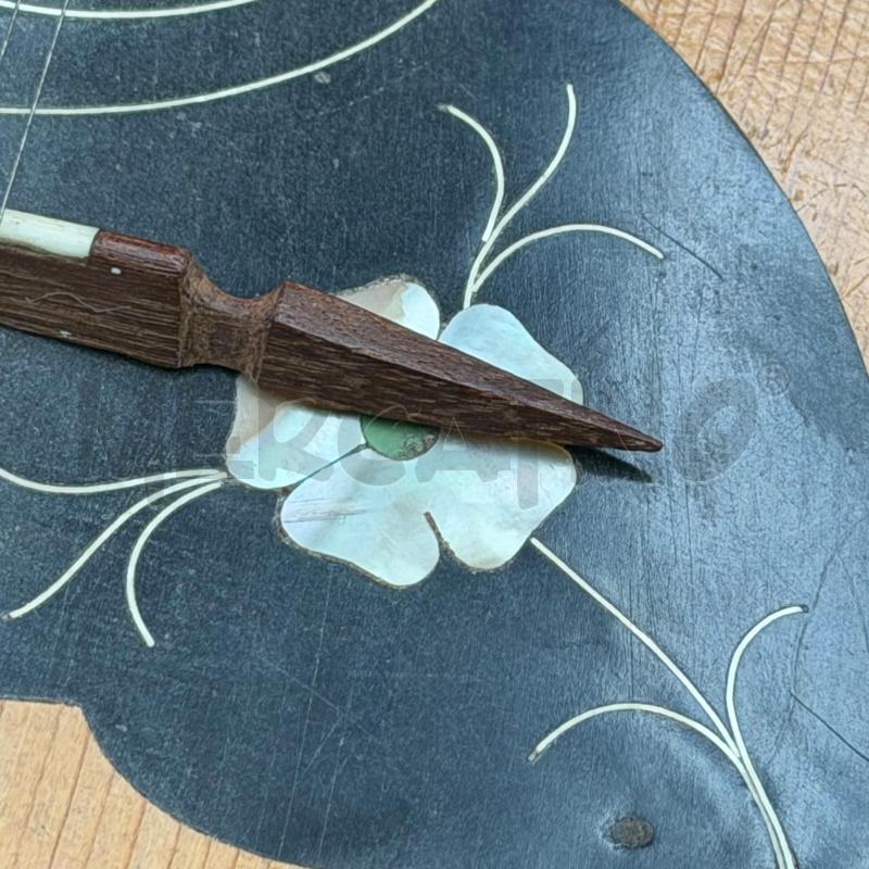 MANDOLINO EPOCA SICILIANO | Mercatino dell'Usato Roma torrevecchia 2