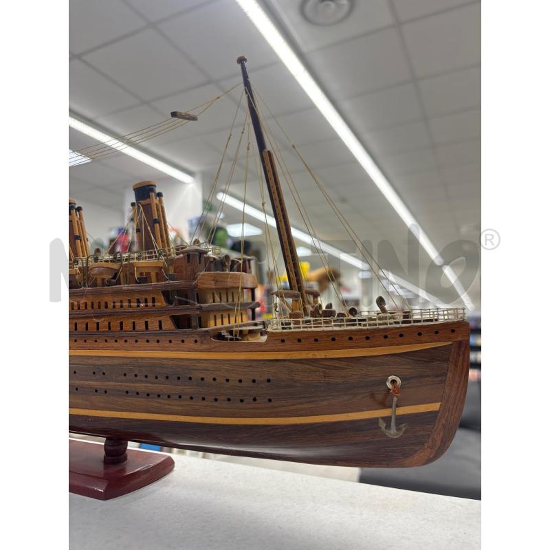 MODELLINO NAVE LEGNO PICCOLI DIF | Mercatino dell'Usato Roma torrevecchia 2