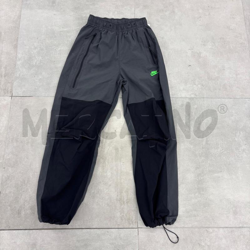 PANTALONE U NIKE GRIGIO TOPPE NERE TECH | Mercatino dell'Usato Roma torrevecchia 1