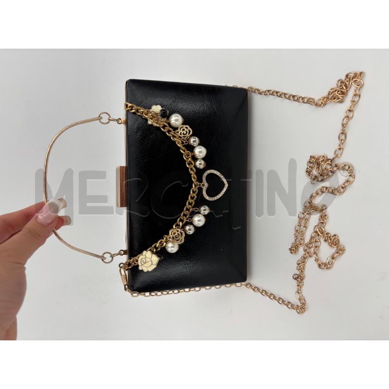 POCHETTE ANNA LUCHINI NERA CHARM DORATO CUORI SFERE | Mercatino dell'Usato Roma torrevecchia 1