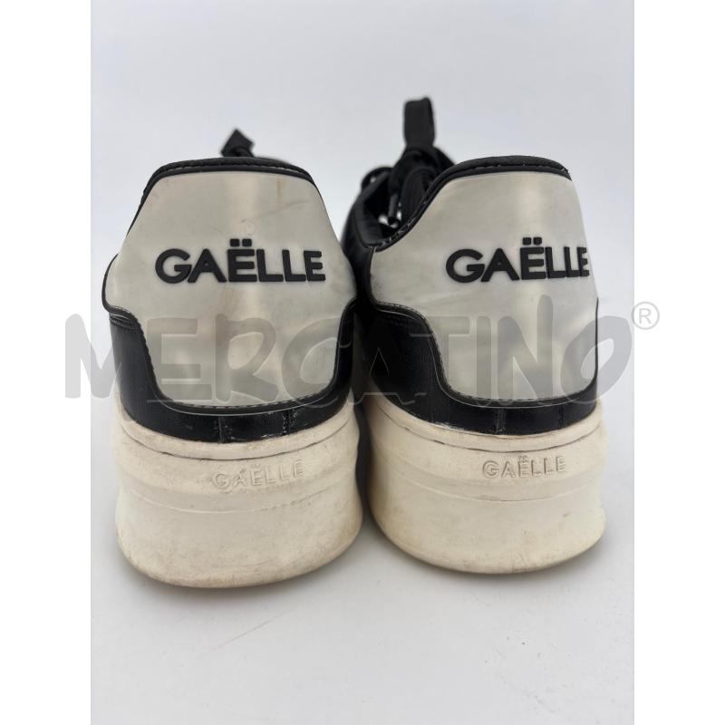 SCARPE D GAELLE NERE BIANCHE | Mercatino dell'Usato Roma torrevecchia 2