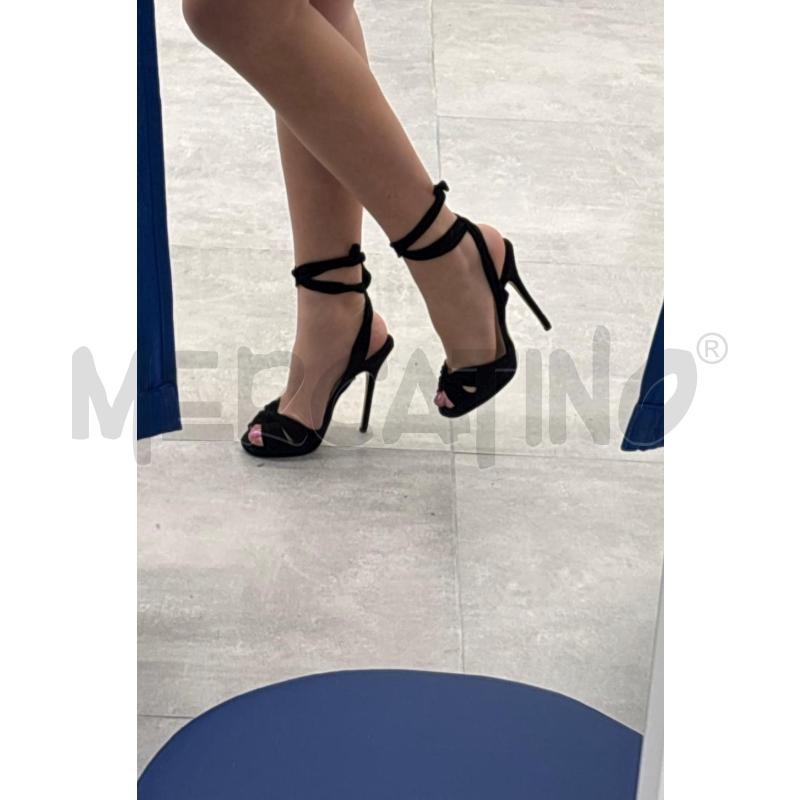 SCARPE D JIMMY CHOO NERI LACCI SCAMO | Mercatino dell'Usato Roma torrevecchia 5