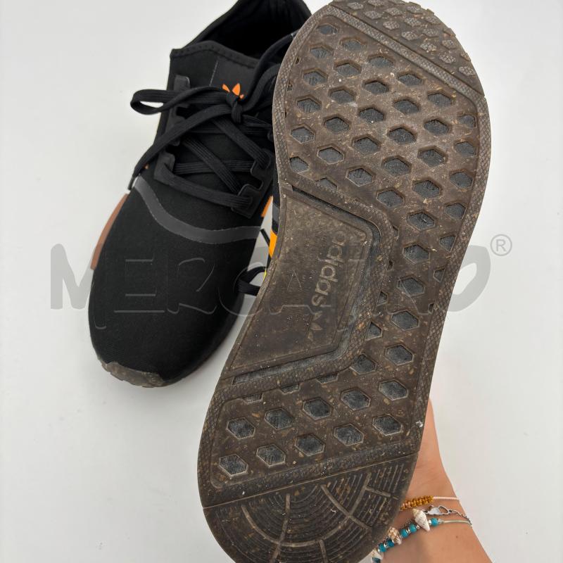 SCARPE U ADIDAS NMD_R1 NERE | Mercatino dell'Usato Roma torrevecchia 4