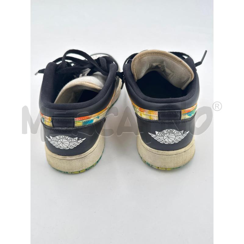 SCARPE U JORDAN NERE EFFETTO ARCOBALENO  | Mercatino dell'Usato Roma torrevecchia 3