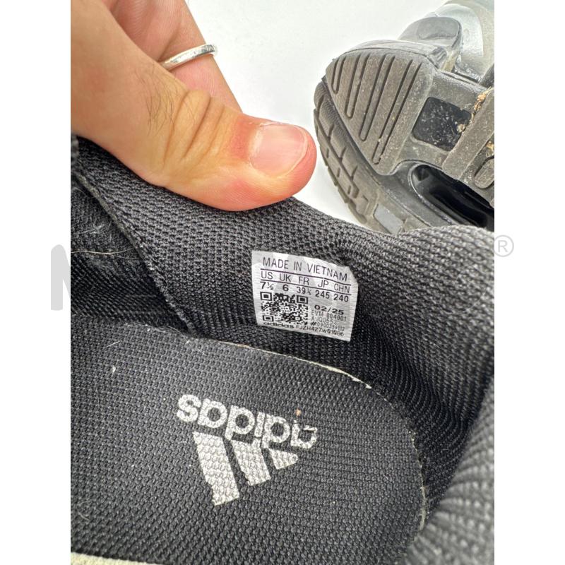 SCARPE  ADIDAS NERE ARGENT SUOLA FORELLATA | Mercatino dell'Usato Roma torrevecchia 5
