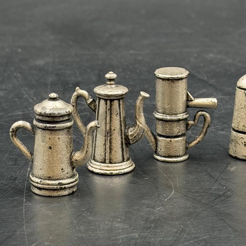 SET MINIATURE LAVAZZA CENTENARIO | Mercatino dell'Usato Roma torrevecchia 3